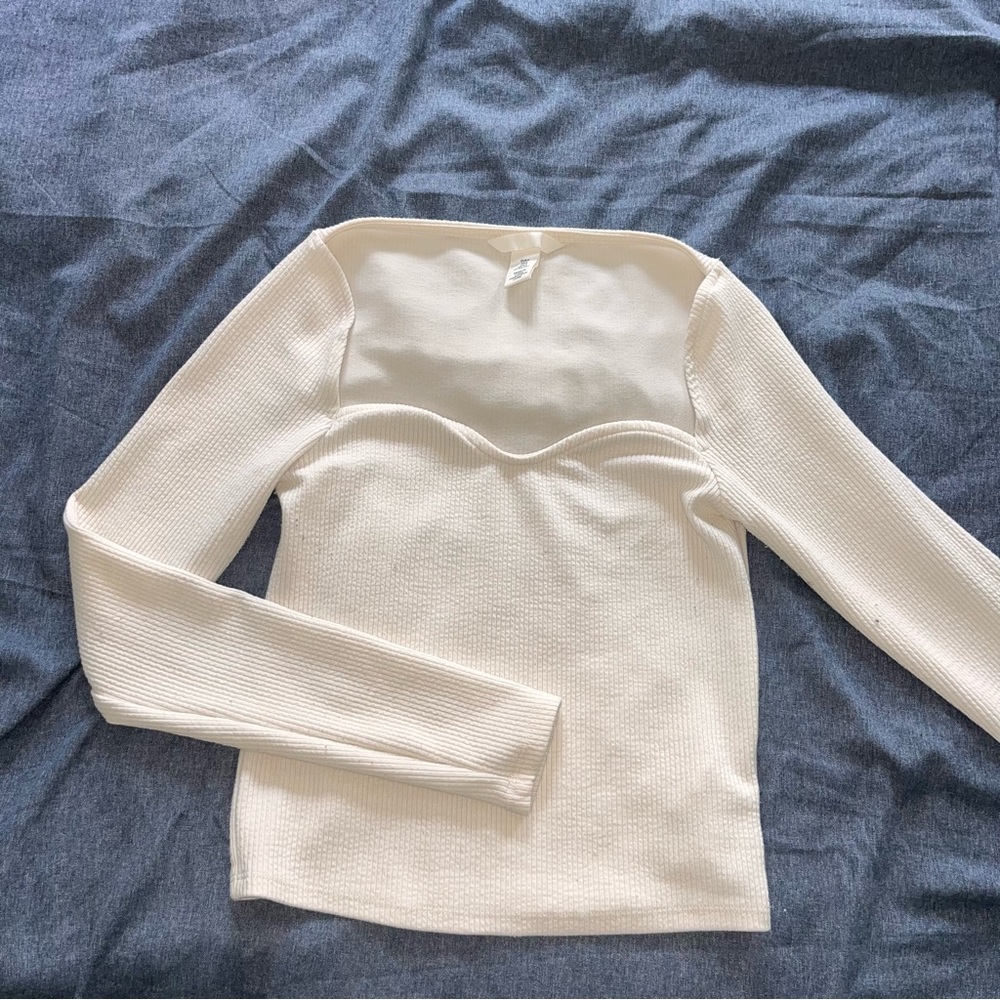 H&M Cream Long Sleeve Top